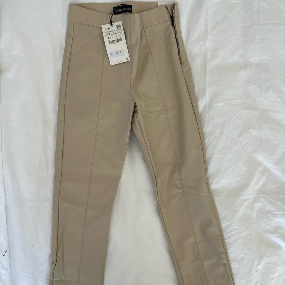 Zara “leather” legging